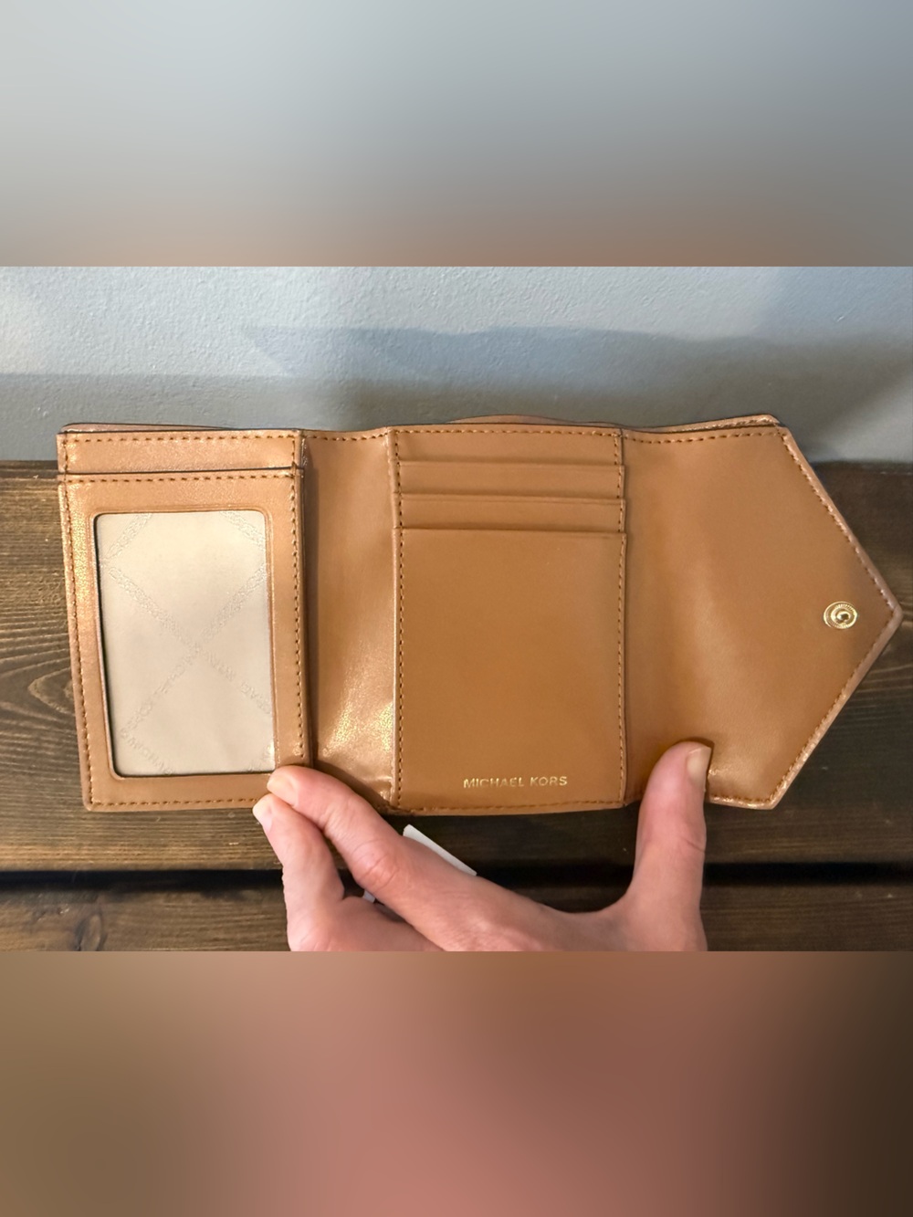 Michael Kors Tan and Vanilla Logo trifold wallet - Picture 2 of 3